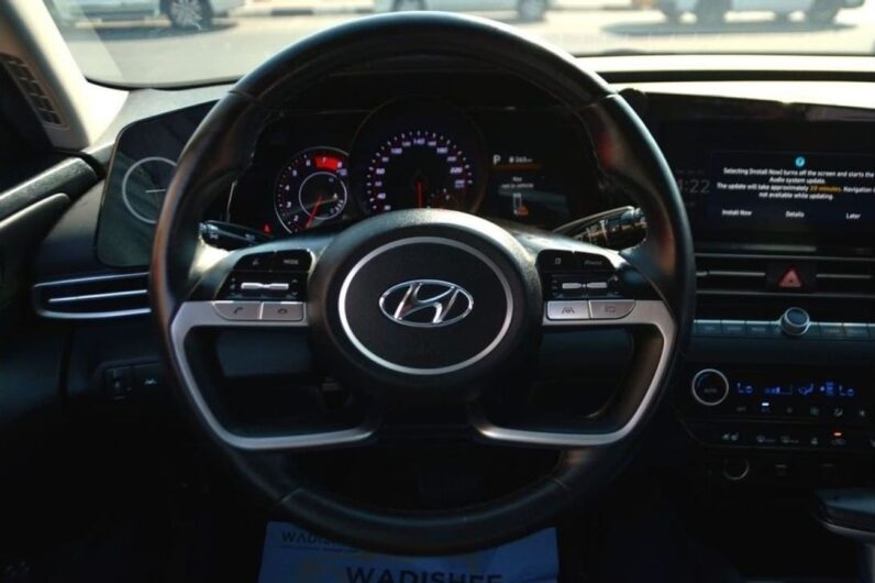 
								Hyundai Elantra Smart AVANTE//CLEAN TITLE //GOOD CONDITION//النترا 2021– تدخل السعودية full									