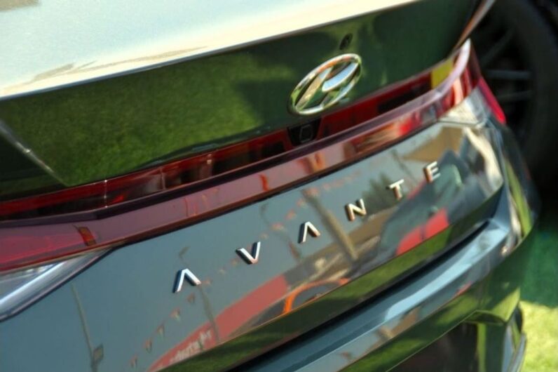 
								Hyundai Elantra Smart AVANTE//CLEAN TITLE //GOOD CONDITION//النترا 2021– تدخل السعودية full									