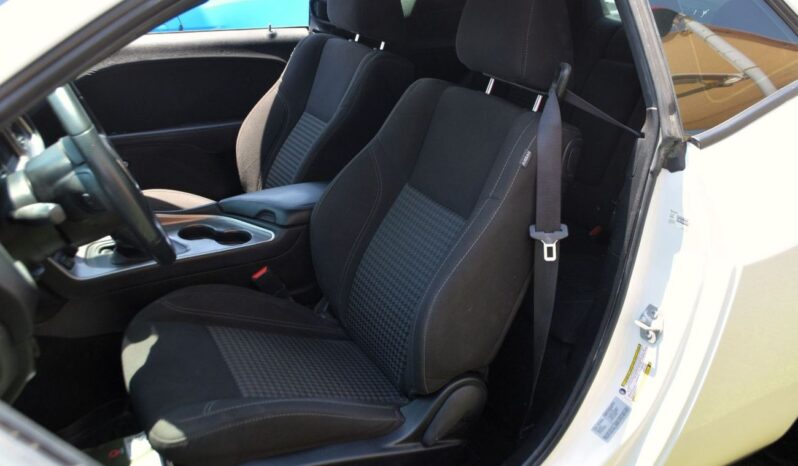 
								Dodge Challenger BEST DEAL//CHALLENGER //SRT KIT//VERY CLEAN /ORGINAL AIR BAGS / full									