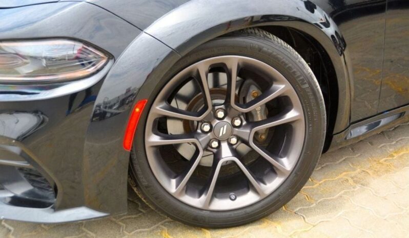 
								Dodge Charger SRT 392 SRT -SCAT BACK-6.4L–FULL OPTION-SUN ROOF -RADAR -AIR BAGS/ full									