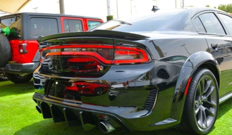 
								Dodge Charger SRT 392 SRT -SCAT BACK-6.4L–FULL OPTION-SUN ROOF -RADAR -AIR BAGS/ full									