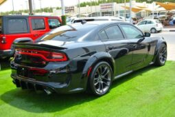 
										Dodge Charger SRT 392 SRT -SCAT BACK-6.4L–FULL OPTION-SUN ROOF -RADAR -AIR BAGS/ full									