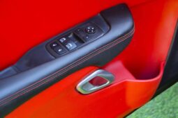 
										Dodge Challenger SXT Plus 3.6L full									