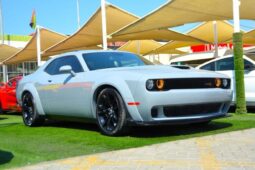 
										Dodge Challenger SXT Plus 3.6L full									