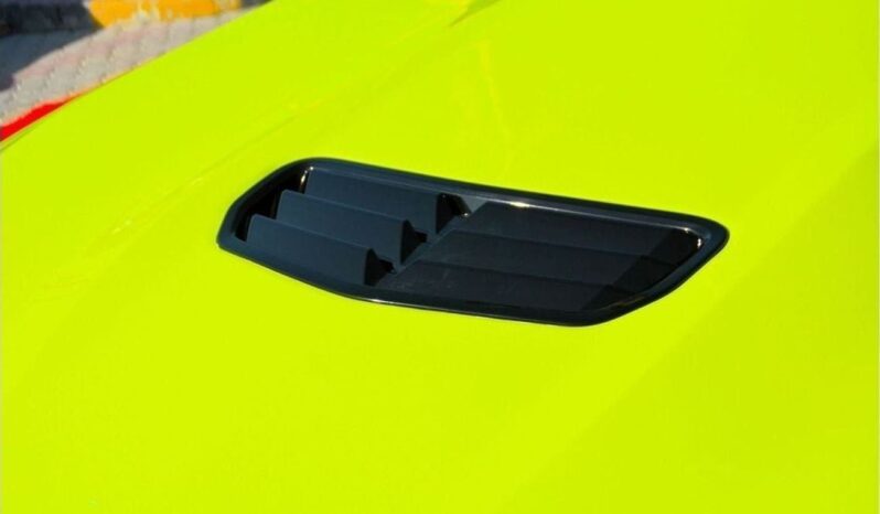 
								Chevrolet Camaro SS 6.2L Coupe-ATTRACTIVE COLOR/SS V8 6.2L // NICE COLOR//GOOD CONDITION //LOW MILEG full									