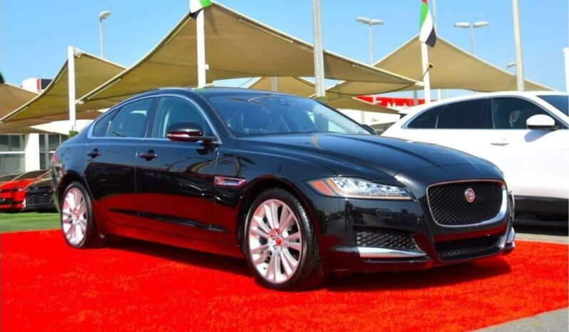 
								Jaguar XF HSE 2.0L (300 HP) full									