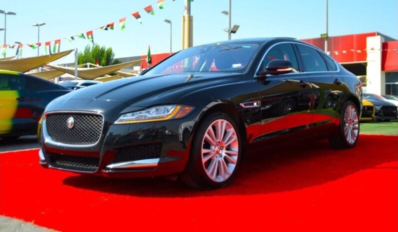
								Jaguar XF HSE 2.0L (300 HP) full									