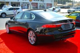 
										Jaguar XF HSE 2.0L (300 HP) full									