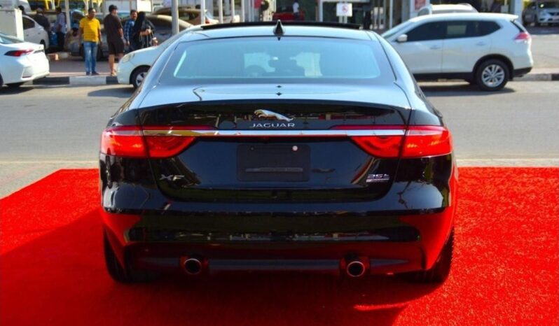 
								Jaguar XF HSE 2.0L (300 HP) full									