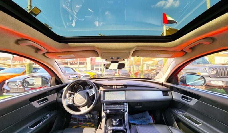 
								Jaguar XF HSE 2.0L (300 HP) full									