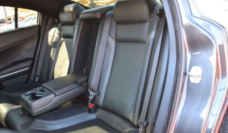 
								Dodge Charger SXT Mid 3.6L SRT KIT & WIDR BODE // SUN ROOF //AIR BAGS // VERY GOOD CONDITION full									