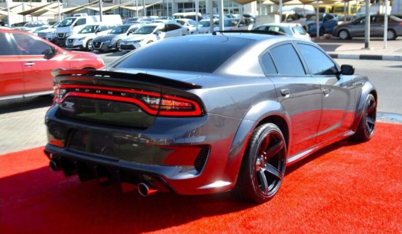 
								Dodge Charger SXT Mid 3.6L SRT KIT & WIDR BODE // SUN ROOF //AIR BAGS // VERY GOOD CONDITION full									