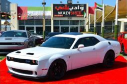 Dodge Challenger SRT Hellcat 6.2L (717 HP)– GCC // FULL OPOTIOIN //ALCANTARA — SUN ROOF / BANK FINANCE/GOOD CONDITI