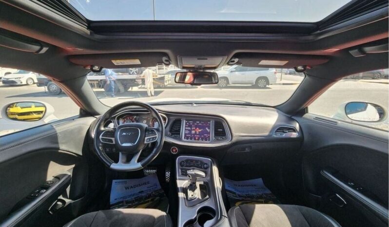 
								Dodge Challenger SRT Hellcat 6.2L (717 HP)– GCC // FULL OPOTIOIN //ALCANTARA — SUN ROOF / BANK FINANCE/GOOD CONDITI full									