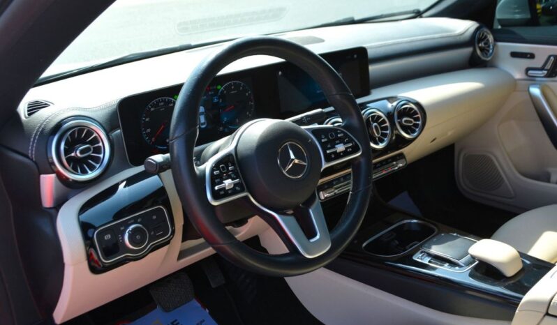 
								Mercedes-Benz CLA 250 4MATICAMG-CLS 53 KIT // 2020 /4 MATIC /PANORAMIC /FULL OPTION- RECARO SEATS full									