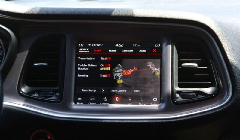 
								Dodge Challenger Scat Pack 6.4L (470 HP) SRT /2022 /6.4L / CUSTOM COLOR/HELLCAT WIDE BODY /SUN ROOF -FULL OPTION full									