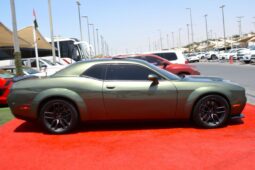 
										Dodge Challenger Scat Pack 6.4L (470 HP) SRT /2022 /6.4L / CUSTOM COLOR/HELLCAT WIDE BODY /SUN ROOF -FULL OPTION full									