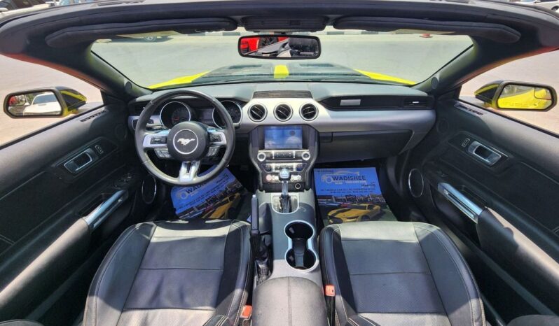 
								Ford Mustang MUSTANG -CONVERTIBLE- ATTRACTIVE SHAPE AND COLOR //IN VERY GOOD CONDITION full									