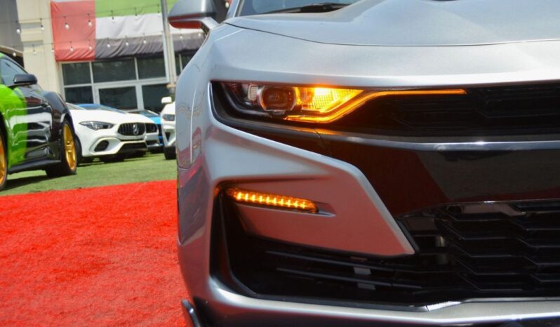 
								Chevrolet Camaro full									