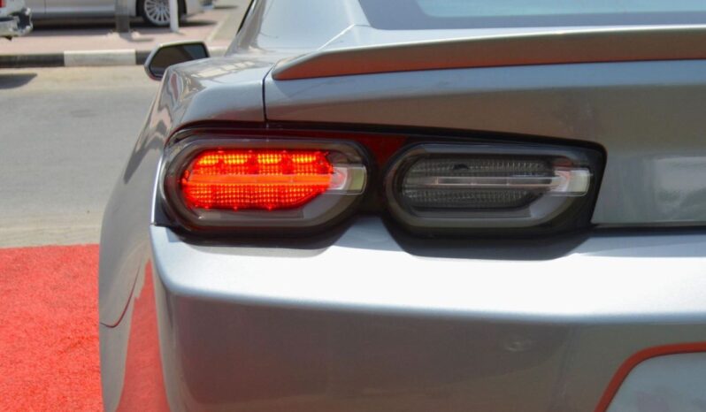 
								Chevrolet Camaro full									