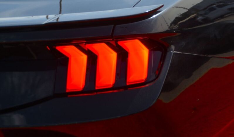 
								Ford Mustang EcoBoost 2.3L Coupe A/T full									