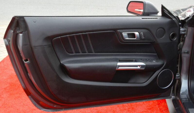 
								Ford Mustang CONVERTIBLE IN REASONABLE PRICE full									