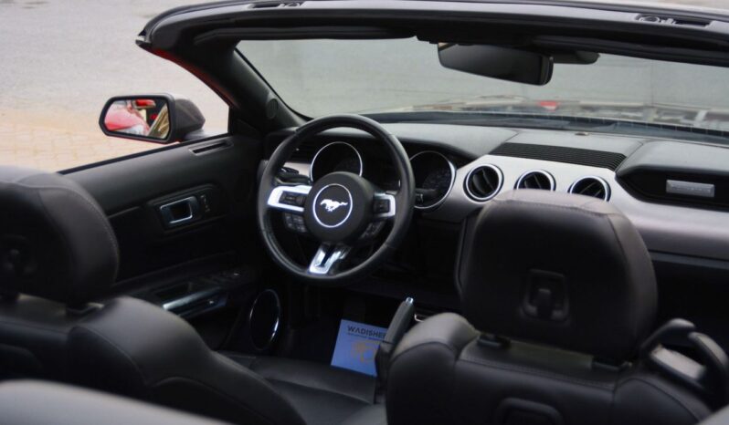 
								Ford Mustang CONVERTIBLE IN REASONABLE PRICE full									