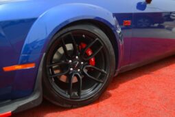 
										Dodge Challenger R/T 5.7L (370 HP) Powerfull Blue Beast Ready To Ride full									