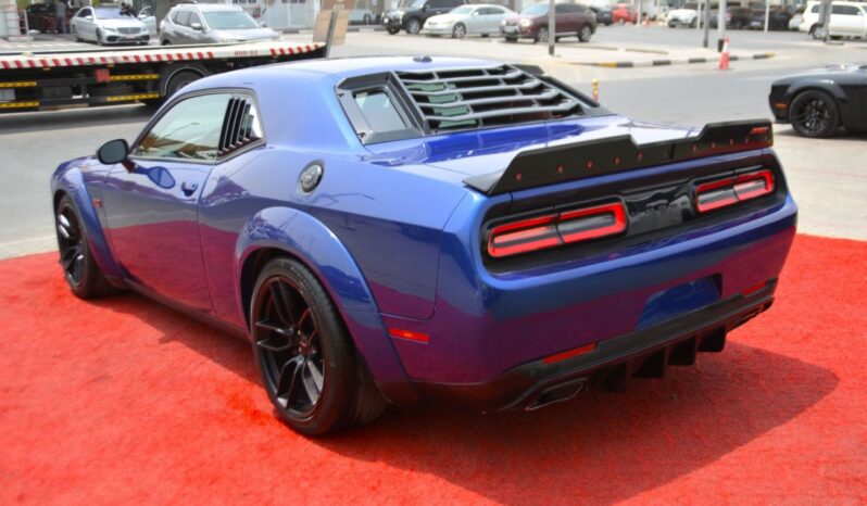 
								Dodge Challenger R/T 5.7L (370 HP) Powerfull Blue Beast Ready To Ride full									