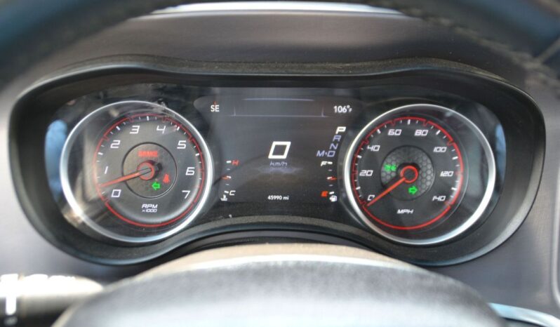 
								Dodge Charger SXT Plus 3.6L full									
