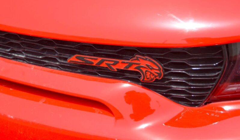 
								Dodge Charger SXT Plus 3.6L full									