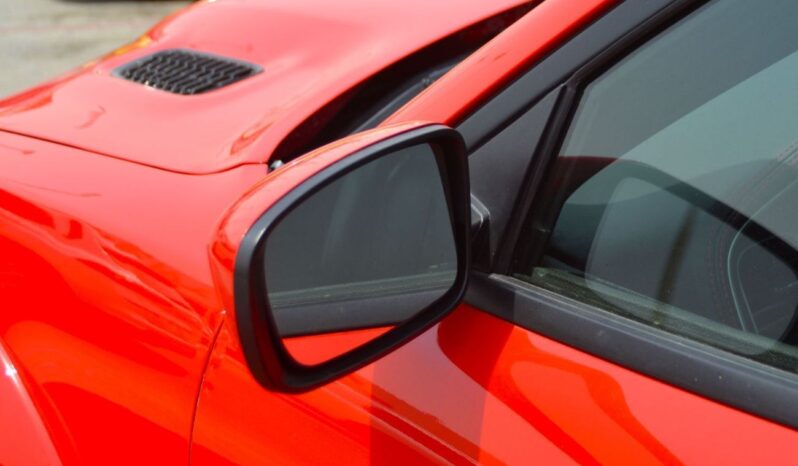 
								Dodge Charger SXT Plus 3.6L full									