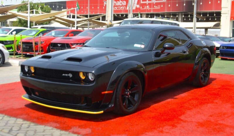 
								Dodge Challenger SXT 3.6L full									