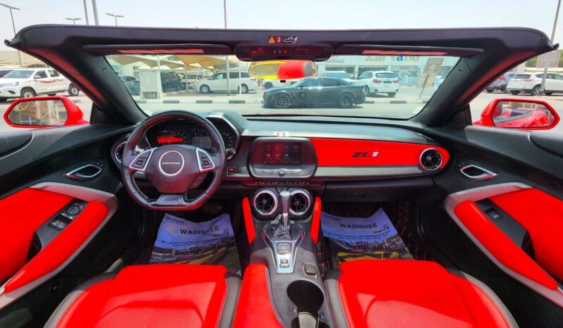 
								Chevrolet Camaro Beautiful Red Convertible full									