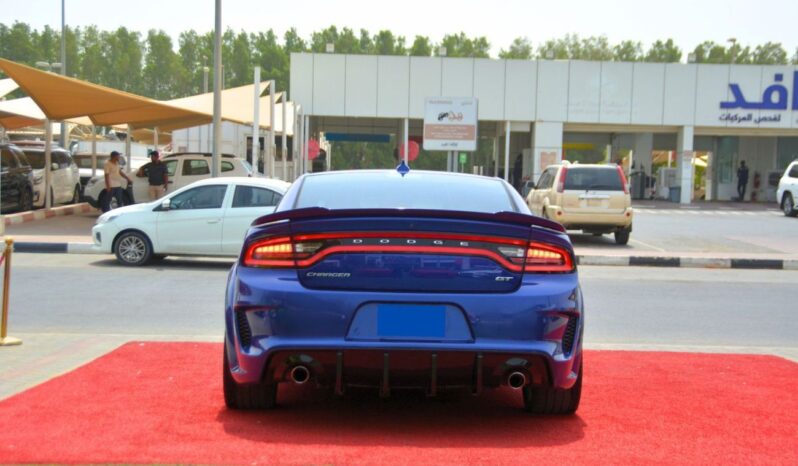 
								Dodge Charger GT 3.6L CHARGER WITH PADEL SHIFTERS AND BIG SCREEN full									