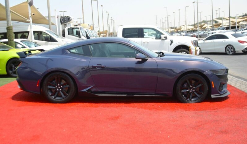 
								Ford Mustang GT 5.0L (435 HP) Coupe A/T PREMIUM GT WITH ACTIVE EXHAUST full									