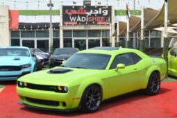 Dodge Challenger R/T Scat Pack 6.4L PARROT GREEN BEAST WITH SUNROOF