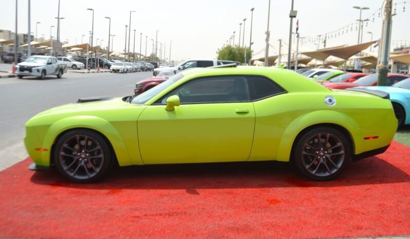 
								Dodge Challenger R/T Scat Pack 6.4L PARROT GREEN BEAST WITH SUNROOF full									