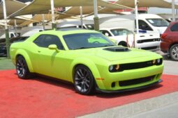 
										Dodge Challenger R/T Scat Pack 6.4L PARROT GREEN BEAST WITH SUNROOF full									