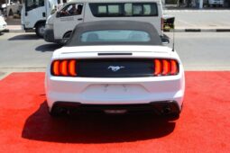 
										Ford Mustang EcoBoost Premium 2.3L Convertible A/T PREMIUM CONVERTIBLE WITH FULL KIT SHELBY full									