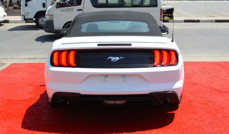 
								Ford Mustang EcoBoost Premium 2.3L Convertible A/T PREMIUM CONVERTIBLE WITH FULL KIT SHELBY full									