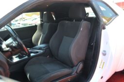 
										Dodge Challenger R/T 5.7L (370 HP) WHITE CLEAN V8 CAR IN BEST PRICE full									