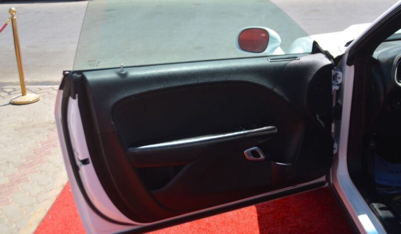 
								Dodge Challenger R/T 5.7L (370 HP) WHITE CLEAN V8 CAR IN BEST PRICE full									