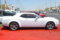 
										Dodge Challenger R/T 5.7L (370 HP) WHITE CLEAN V8 CAR IN BEST PRICE full									
