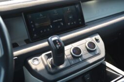 
										Land Rover Defender 90 X P400 3.0L full									