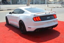 
										Ford Mustang GT Premium 5.0L V8 full									