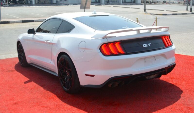 
								Ford Mustang GT Premium 5.0L V8 full									