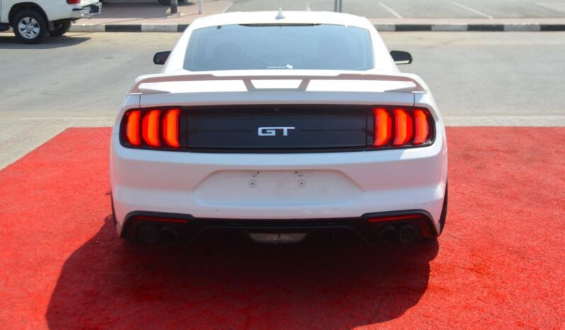 
								Ford Mustang GT Premium 5.0L V8 full									