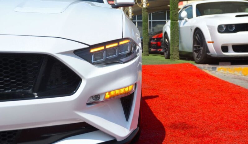 
								Ford Mustang GT Premium 5.0L V8 full									