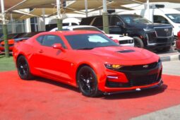 
										Chevrolet Camaro 1LT 3.6L (335 HP) NEW MODEL LOW MILAGE CLEAN CAR full									